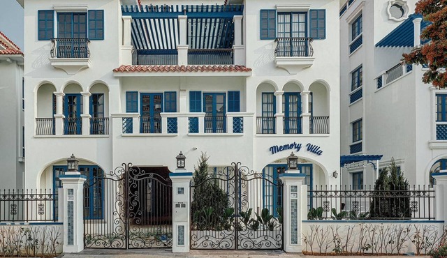 Memory Villa 3-bedrooms 1' walking to the beach, Ha Long bay