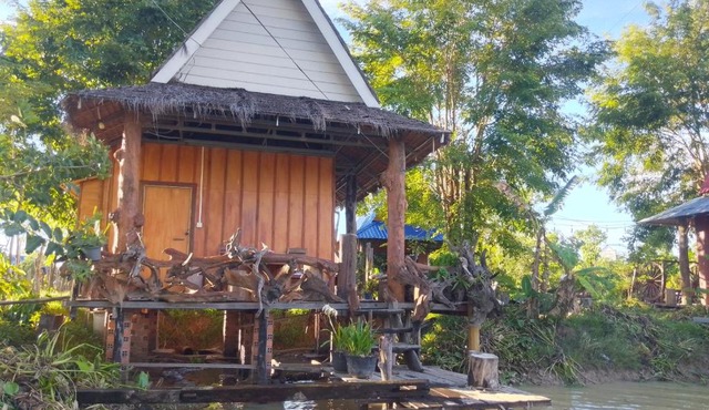 Meta Homestay