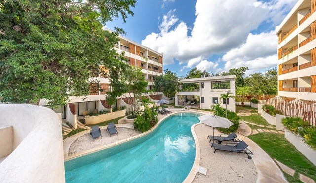 Modern 1BR w/Private Jacuzzi | Pool + Balcony in Tulum