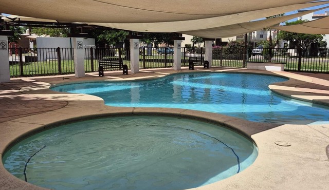 Modern House w/Wifi/alberca, Airport & Consulate in Hermosillo in Hermosillo