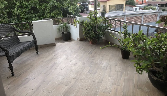 Moderno Departamento en el Centro de la Ciudad