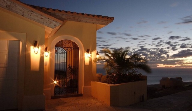 MonteCristo 3-bedroom villa in Cabo San Lucas many weeks avail, see my Ad below