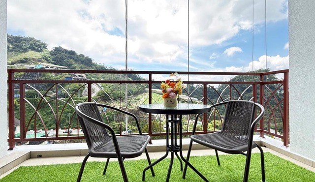 Mountain n Sunrise view, Hilltop Hotel apartment In Nova Cameron Highlands