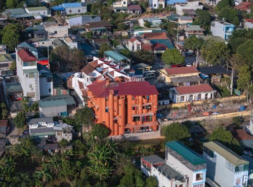 Nắng Hotels & Restaurants