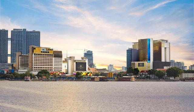 NagaWorld Hotel & Entertainment Complex