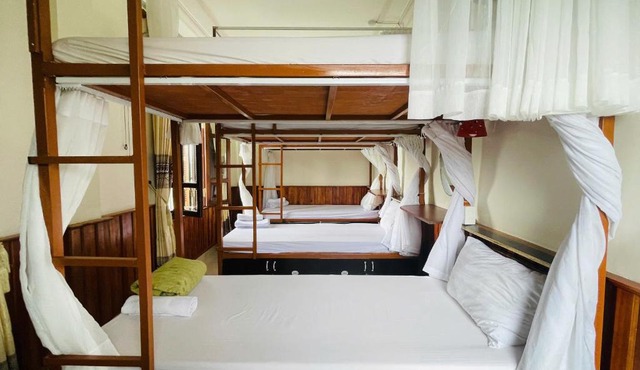 Nam Phương Riverside Villa
