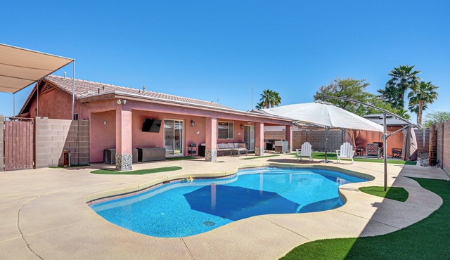 Near Golf Courses: Poolside Paradise in Yuma! in Yuma