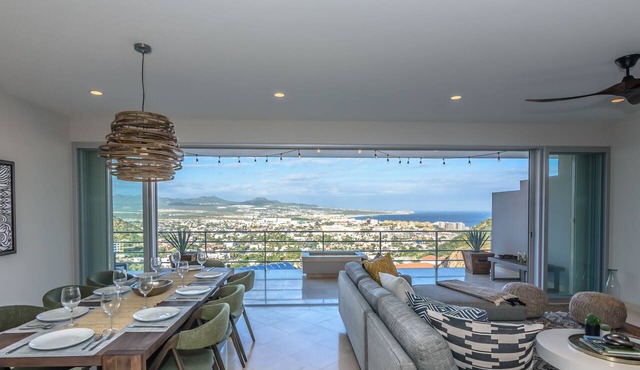 NEW! Amazing Ocean View with 10-15 minute walk to Downtown San Lucas!