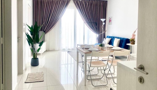 New Home 2R3B for 6 pax/KLCC view/8 Min to KL City/Free WIFI