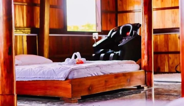 Nhà nghỉ độc lạ bờ sông Nam Cát Tiên