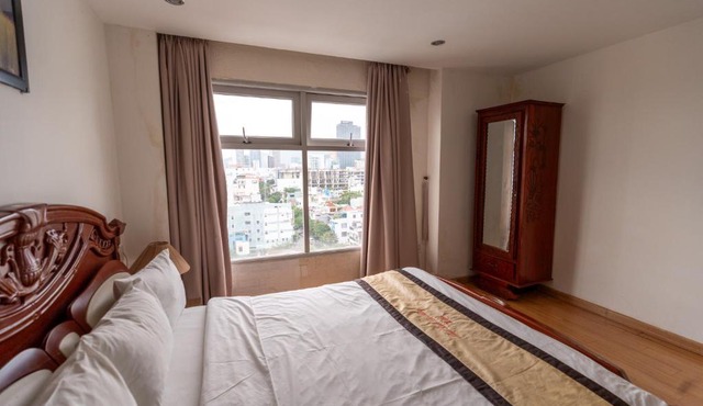 Nhat Linh Hotel & Suites Da Nang