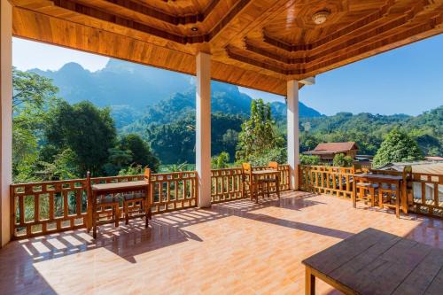 Nongkhiaw IngIng Backpackers Hostel