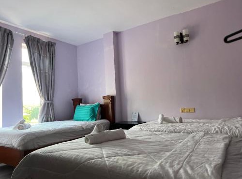 Ocean Breeze Hotel