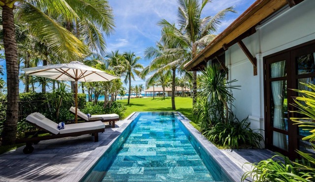 Ocean Front Pool Villa