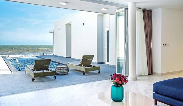 Oceanami Villas & Beach Club - Managed by Sai Gon Thang Long Group