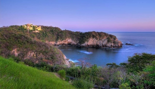 Oceanfront Weddings & Family Reunions, Beach View Private Resort, Huatulco Beach