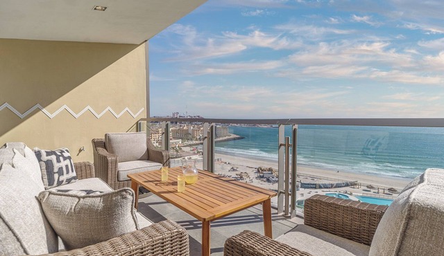 One 902 Full– Luxury Oceanfront Condo with Stunning Views