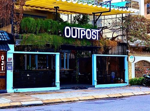 OUTPOST Bar & Hostel