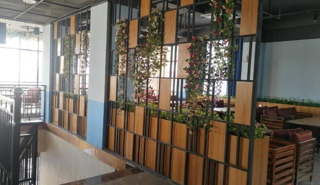 PACI HOTEL