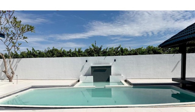 Palmera AFamosa Villa