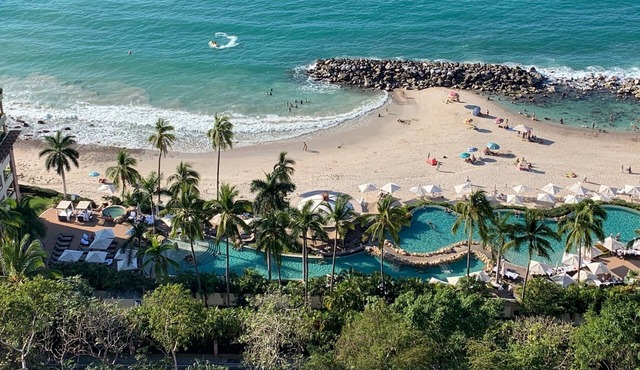 PANORAMIC 3 Bedroom 4 Bath PENTHOUSE GARZA BLANCA ALL INCLUSIVE 6 GUESTS in Puerto Vallarta