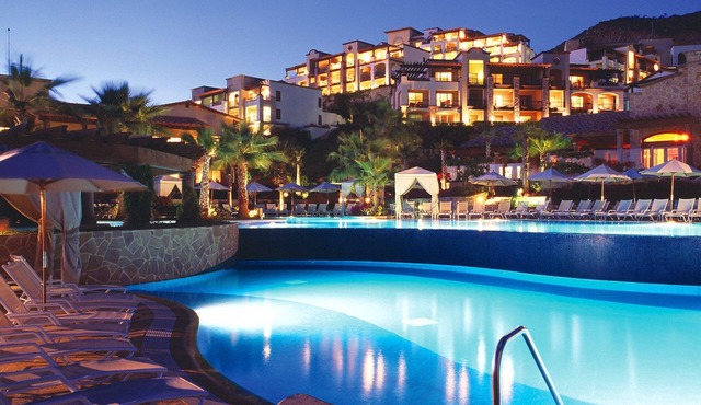 Paradise Resort in Cabo San Lucas