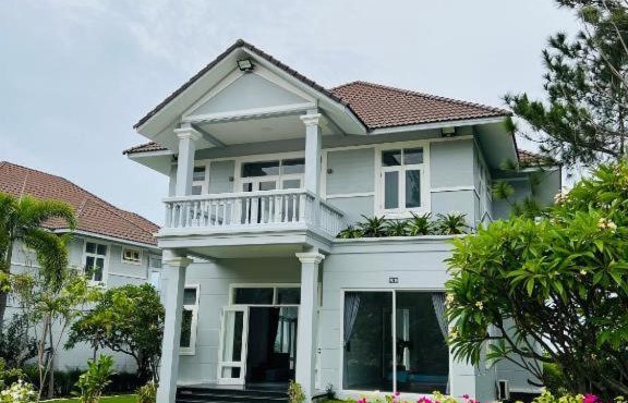 Partial Ocean View Villa in Sea Links City Mũi Né