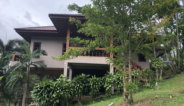 Peaceful vacation house near Patong beach in Tambon Kathu