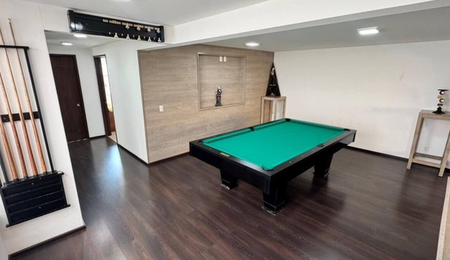 Penthouse FULL 8 people