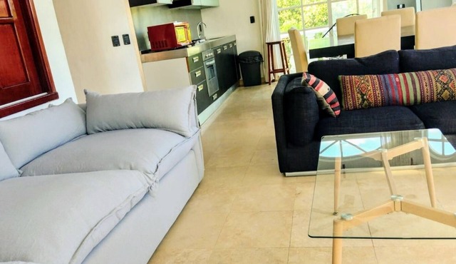 Penthouse Pool Rooftop ocean view FASE1 RARE walk to beach, 5th and ferry to Coz