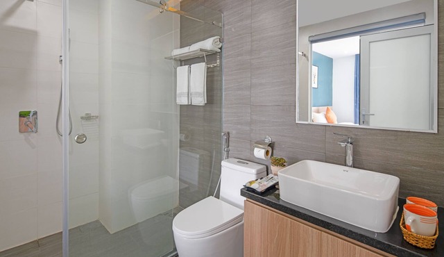Penthouse Studio, large terrace, kitchenette, near beach, golf, river, mountains