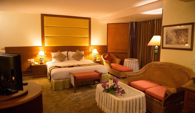 Phayao Gateway Hotel in Phayao