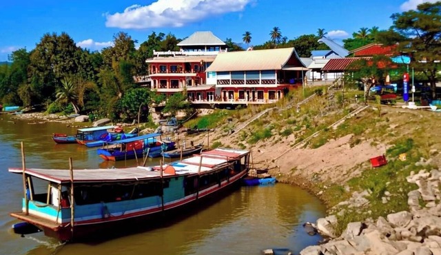 Phonevichith Riverside Hotel Houayxai