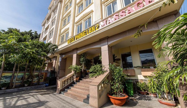 Phong Lan 2 Hotel