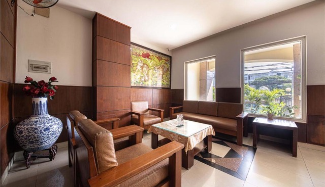 Phong Lan 2 Hotel