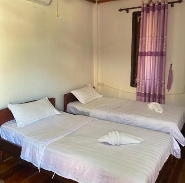 Phonyeng Guest house