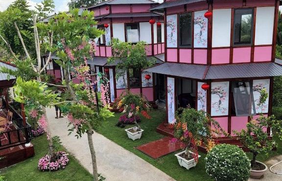 PINK HOUSE SA ĐÉC (Ngôi nhà màu hồng)