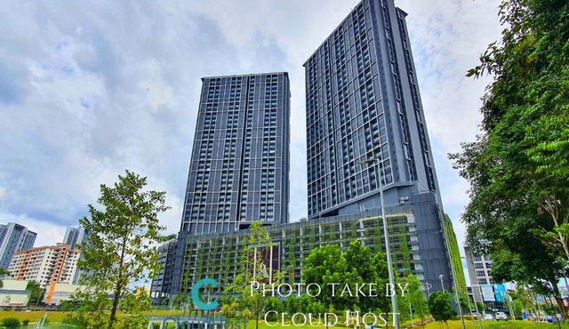 PJ Specious 3BR 7pax near Sunway Pyramid Mall by Cloud Host