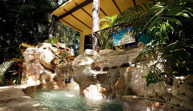 Playacar fase 1, steps to the beach, cenote pool