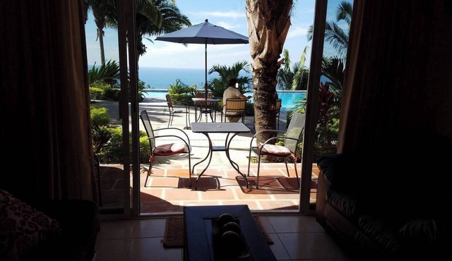 Poolside Ocean View 1-Bedroom Condo #103 in El Divisadero