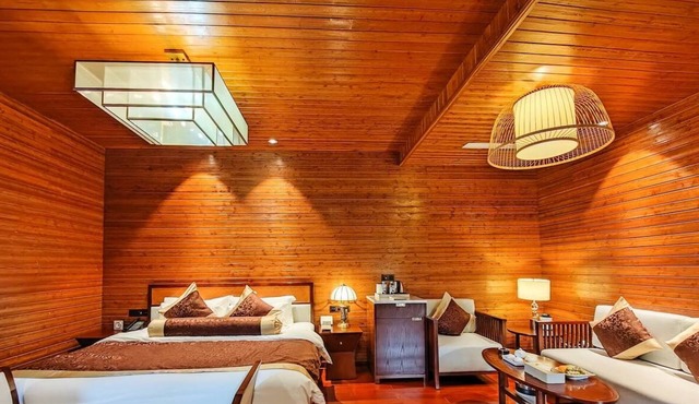 Prince Manor Resort