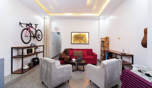 Private 2BR Villa Rooftop Pool, Full Kitchenette, Big Living Room, Wifi