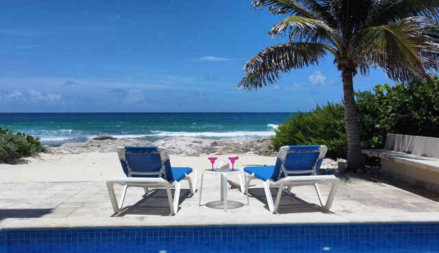 Private Beach Front Vacation Home with Breathtaking Views!