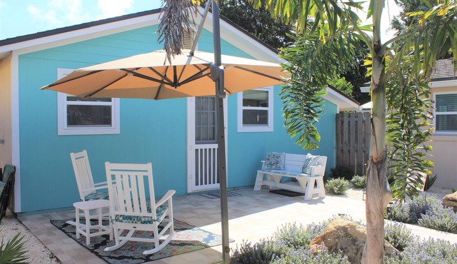 Private Beachy Guest Cottage! in Jacksonville Beach