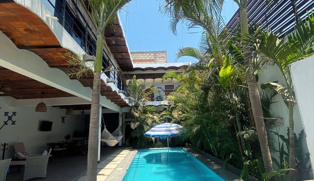 Private house with pool for 8 I Walking distance to the beach