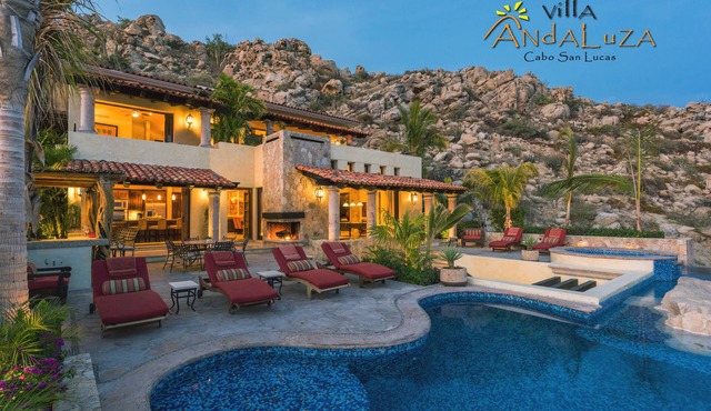 Private Luxury Villa in Pedregal Overlooking Ocean w/Concierge & in-house Chef