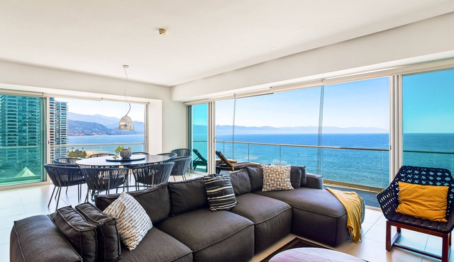 Puerto Vallarta 3BR Ocean View Condo w/Pool & Gym