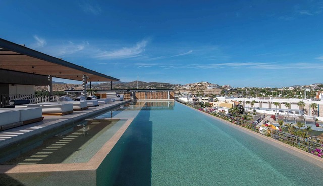 Punto Nima: Panoramic PH with Private Terrace