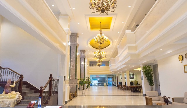 Pursat Riverside Hotel and Spa
