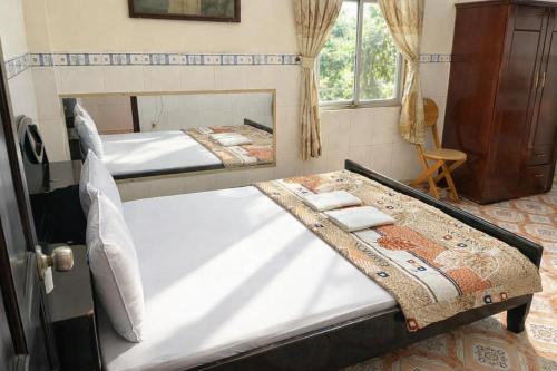 QUỲNH HOA HOTEL